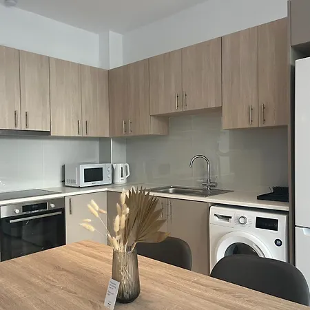 Phaedrus Living Vibe דירה